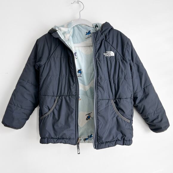 North Face Reversible Perrito Hooded Jacket in Size 5T Dark Gray Skiing Yetis - Picture 1 of 7